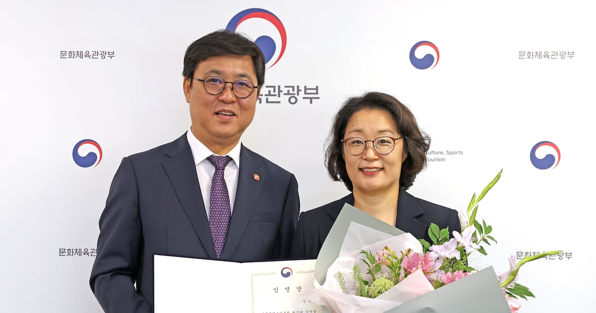 콘진원장 공모 '전원 부적격', 인사 참사인가 원칙 고수인가