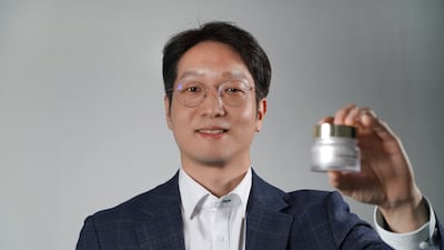 눈가 주름 18.2% 완화 임상 완판, 한방 화장품 틀 바꾼 5만원대 경희대 한의대 크림