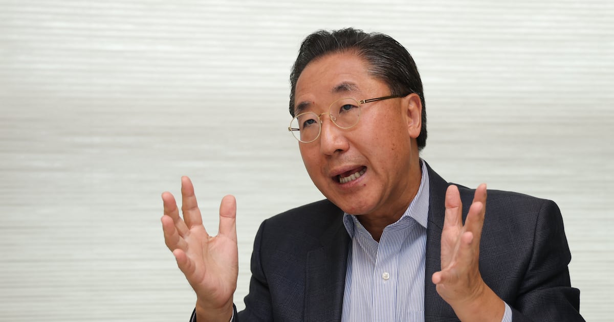 이남우 "겁에 질려 주식 팔지 마라, 지수는 오히려 매수 기회" - 뉴스 썸네일 이미지