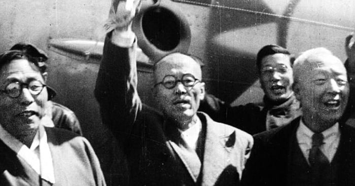 1947년 이승만 귀국 현장에 나온 김구… 원본 다큐 첫 공개