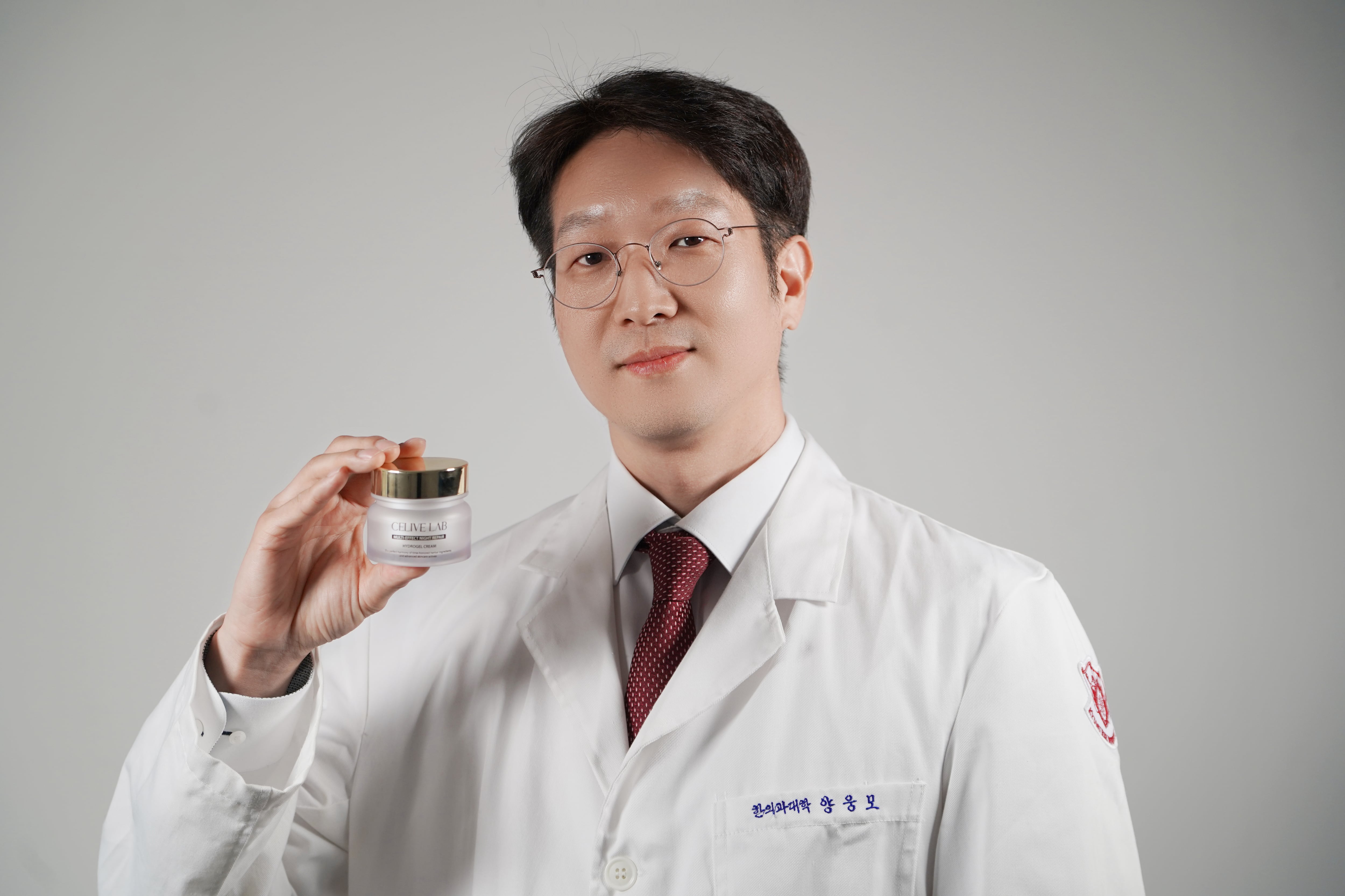 경희대 한의과대학 양웅모 교수. /더비비드