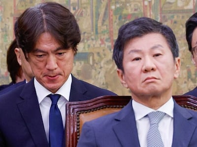 홍명보 남자 축구대표팀 감독(왼쪽)과 정몽규 대한축구협회장이 2024년 9월 24일 서울 여의도 국회 문화체육관광위원회에서 열린 대한축구협회 등에 대한 현안질의에 출석했다. photo 뉴스1