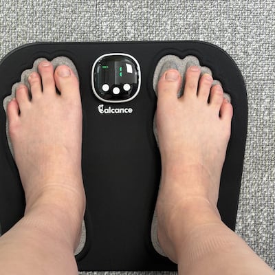 10만대 팔렸다, 3만원대 EMS 발 마사지기 쓴 후 다리 통증에 온 변화