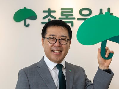 “네팔 구호가 우선”...34년 간 아동 복지현장 지킨 여승수 총장