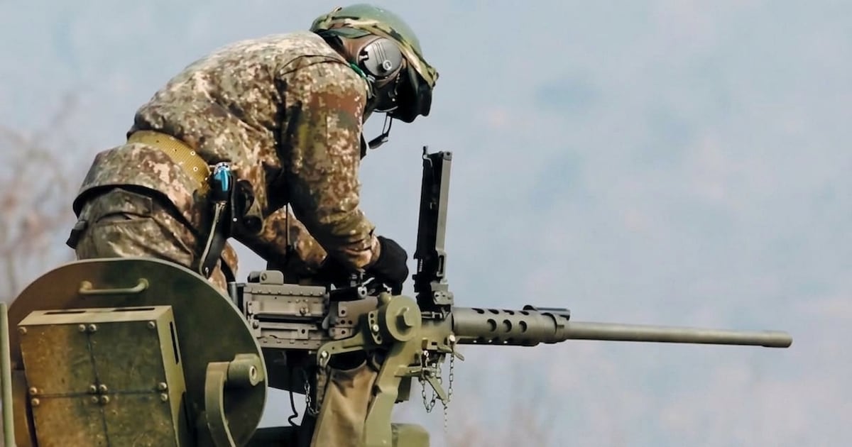 실탄 장전 안 한 K6 중기관총으로 GP 경계서는 황당한 군부대 상황