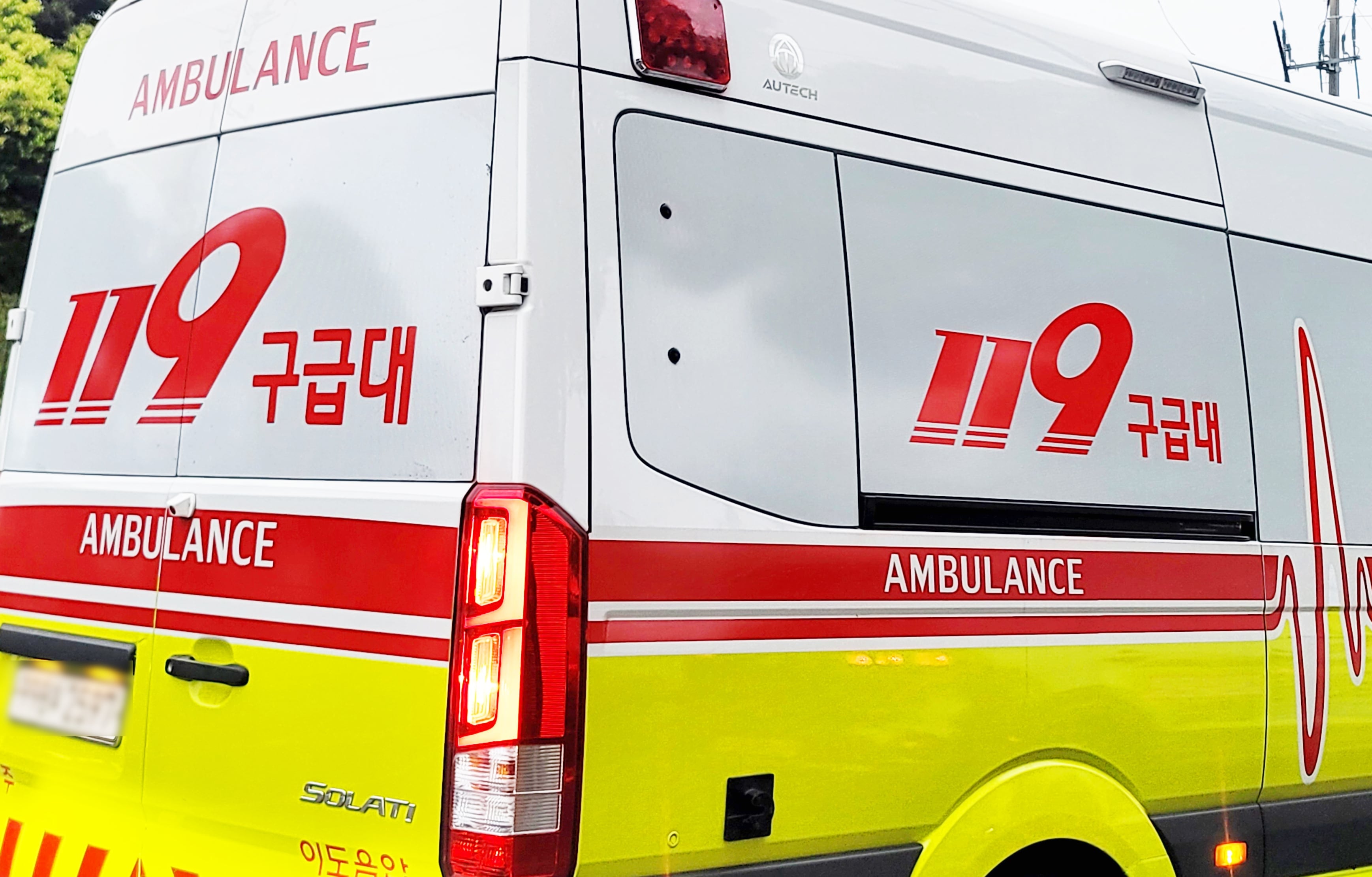 복지부, 구급차 관리 강화…GPS 의무화·이송료 인상