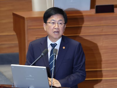 최교진 교육부 장관이 14일 서울 여의도 국회에서 열린 제439회국회(정기회) 8차 본회의 대정부질문에서 교육·사회·문화에 관한 질문에 답변하고 있다. 2026.9.14 ⓒ 뉴스1 신웅수 기자