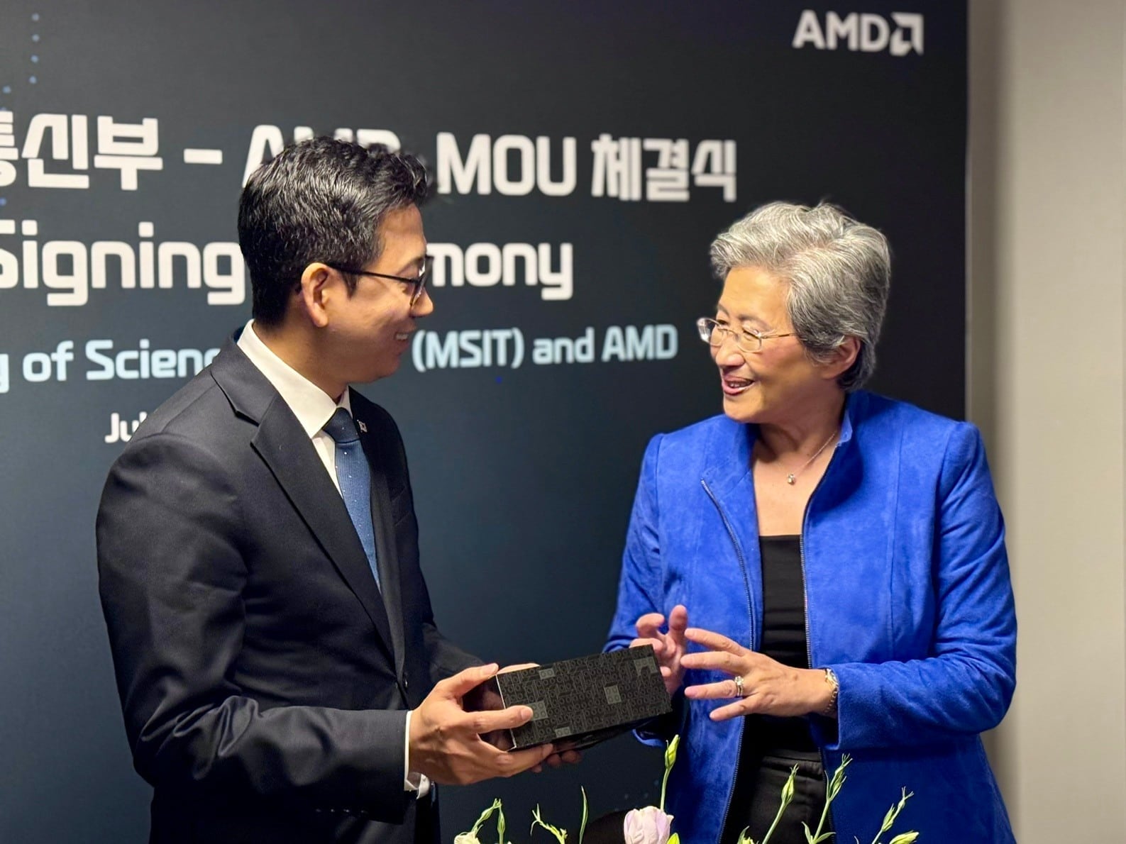 AMD, 과기정통부 손 잡고 한국에 AI 연구센터 설립… 리사 수 “한국은 핵심 시장”