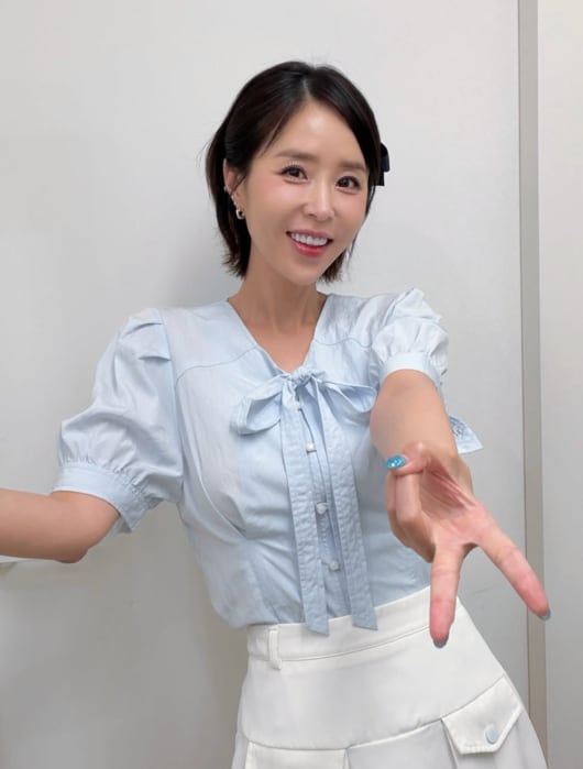 인바디 측정 불가라더니...신지, '30kg대 진입설' 부르는 깡마른 몸매
