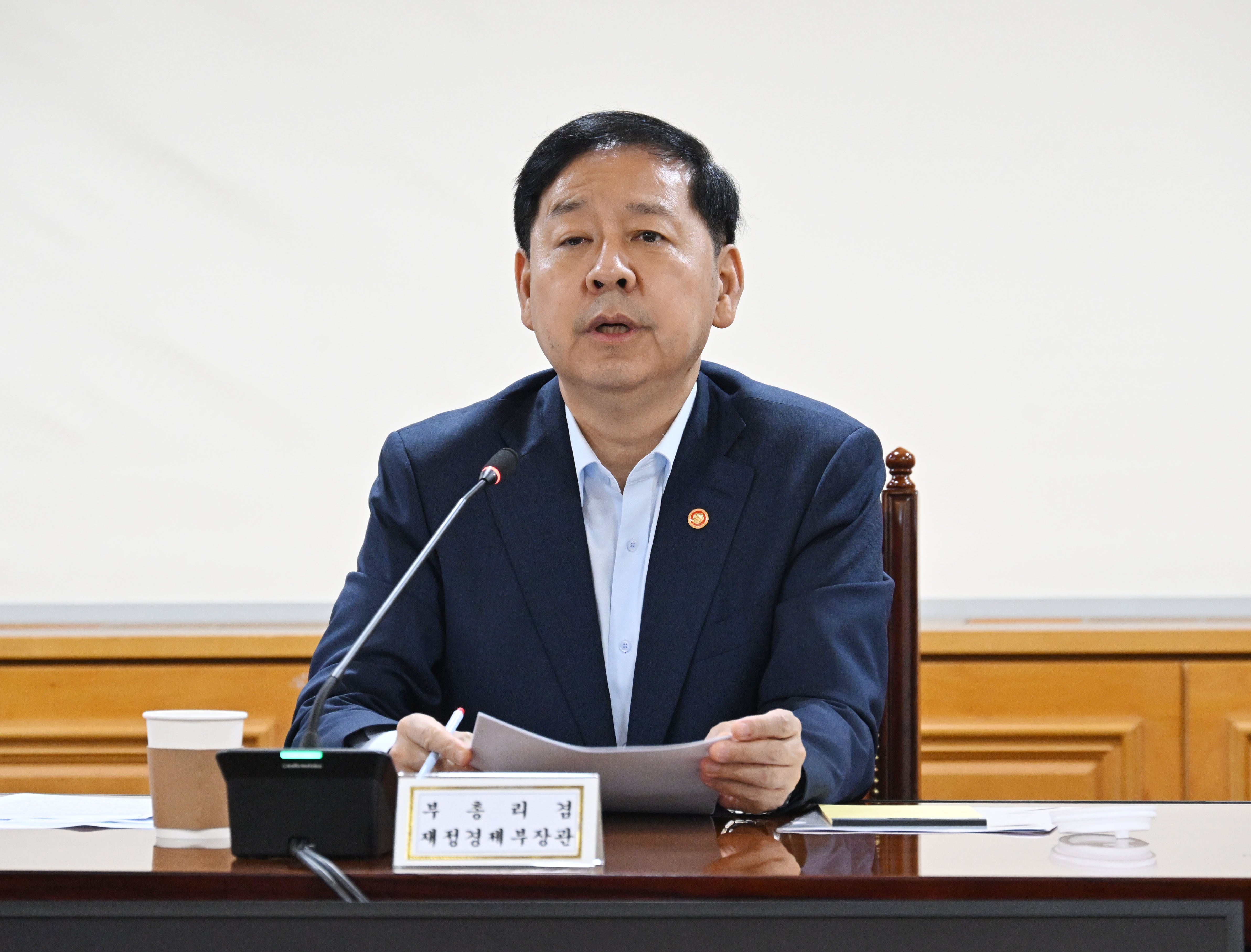 경제부총리 “대미 투자 1호 프로젝트, 상업적 합리성 검토 진행 중”