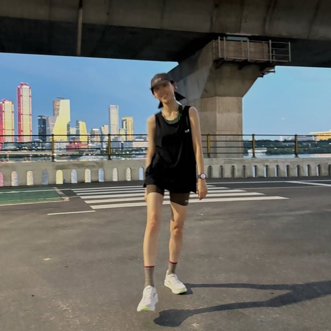 류혜영, 바람 불면 날아갈 뼈말라 몸…손목시계도 버거운 앙상 팔·다리