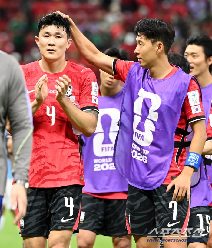 "내가 한 게 없다" 손흥민 손사래, '1골 1도움' 황인범 "보고 배웠다"…이한범은 "벽민재" 찬사, '칭찬릴레이' 홍명보호 행복한 일상