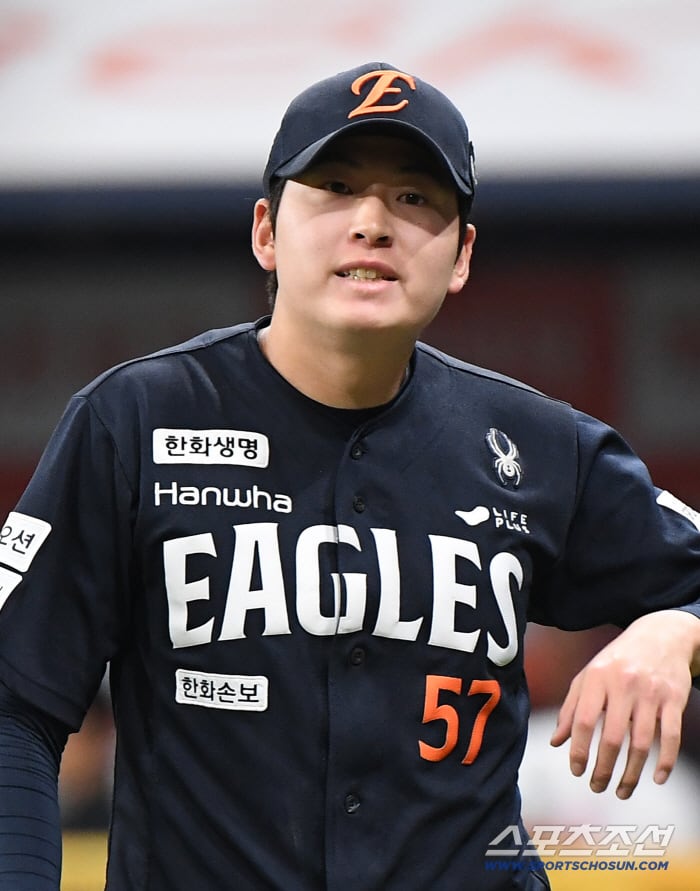 "이렇게까지 안 좋아지나 싶었는데…" 6월 ERA 0 실화? 역대 11번째 기록 품었던 좌완의 완벽한 각성
