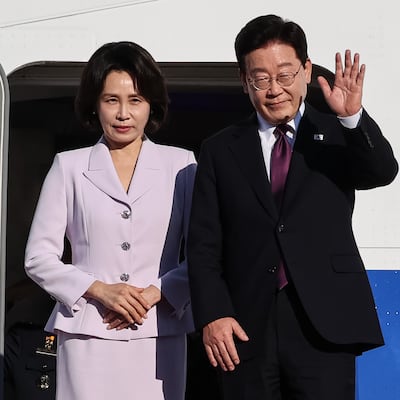 ‘14회 23國’ 잦은 순방 지적... 李 “링거 맞고 코피 터진다”