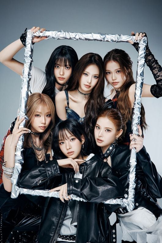 izna, 日 데뷔 앨범 타이틀곡은 'DUMB HOT!'…현지 프로모션 돌입