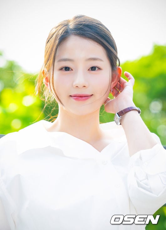 Chae Seo-an Celebrates Three Consecutive Drama Hits, Calls Filmography ...