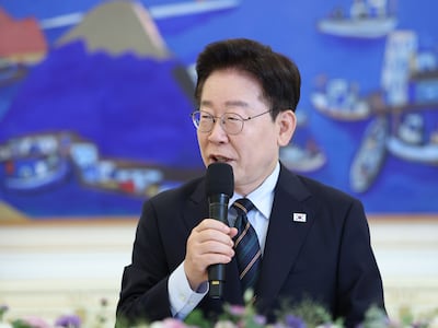 李대통령, ‘수출 역대 최대’ 성과보고 SNS에 올리며 홍보