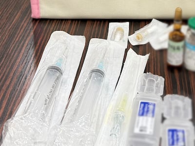 “최대 500명분”… 진료기록 조작해 ‘셀프 투약’한 병원장 구속