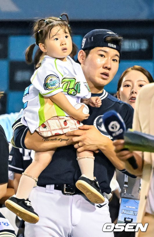 “주원이가 연습 때 헛스윙 하더라. 틀렸다 싶었다” 홈런더비 도우미 박민우의 폭로, “배팅볼은 100점 만점에 120점”