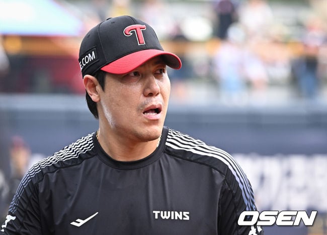 두 번 연속 실패는 없다…41세 LG 헌신좌 176번째 홀드, 통산 1위 안지만에 1개 남았다
