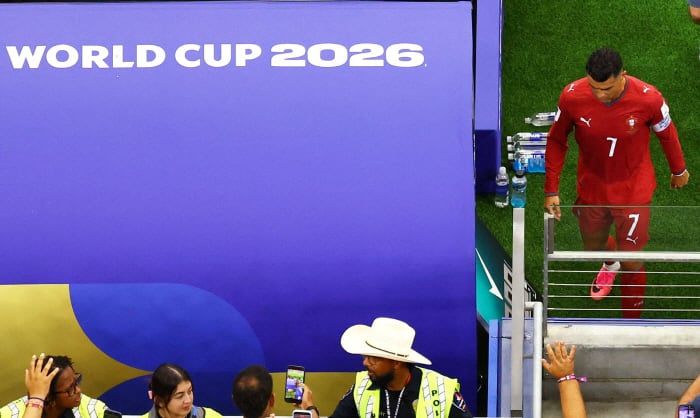 "메시가 지독히도 싫은 호날두" FIFA가 아르헨티나 결승 진출 도왔잖아→'좋아요' 꾸욱! 또 '논란' 터졌다