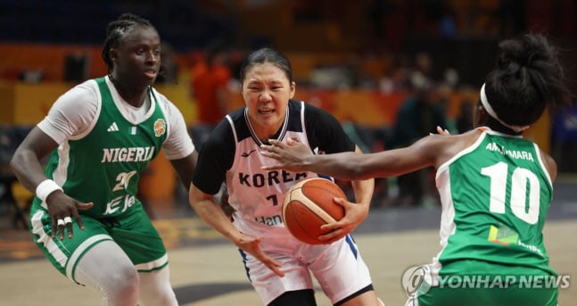 FIBA의 찬사, 그리고 극찬. "박지현의 마스터 클래스, 나이지리아전 명확한 영웅" +17 코트마진+ 34.0 효율지수 thumbnail