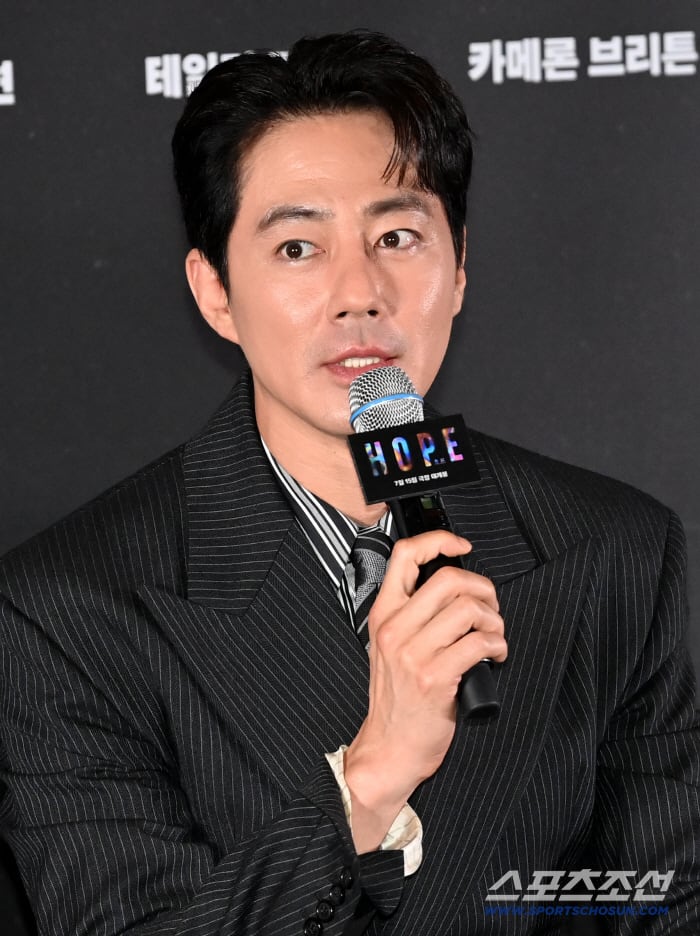'호프' 조인성 "마지막 액션 장면, 너무 근사해…고생한 보람한 있을 정도"