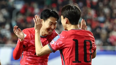 25일 오후 경기 수원월드컵경기장에서 열린 2026 국제축구연맹(FIFA) 북중미 월드컵 아시아 3차 예선 B조 8차전 대한민국과 요르단의 경기, 대한민국 이재성이 선제골을 넣고 손흥민과 기뻐하고 있다. 2025.3.25 ⓒ 뉴스1 김도우 기자