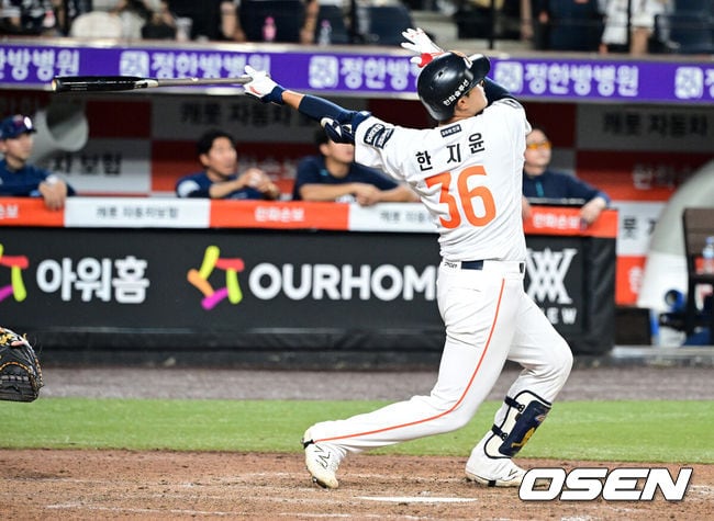 ‘포수→내야수→외야수’ 2차례 포지션 변경...한화 20세 거포 유망주, 안타-안타-4타점 맹타 눈에 띄네