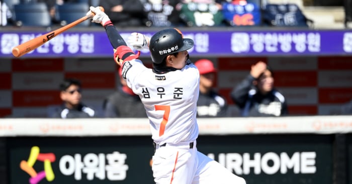 한화 이글스 심우준 개막전 동점 스리런 장면