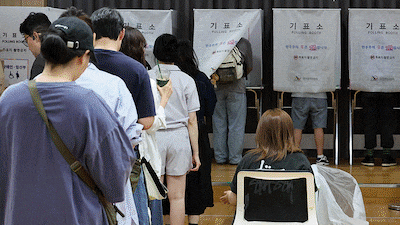 Early Voting Surpasses Record, Parties Claim Advantage