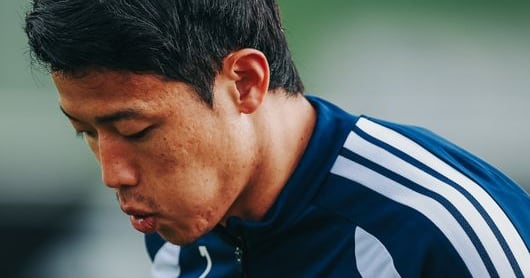 Hwang Hee-chan Shoves Official, Faces Disciplinary Action - 조선일보