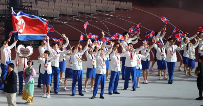 North Korean Delegation Members Seek Japan Asylum - 조선일보