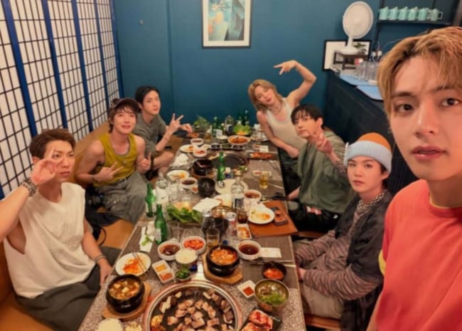 "런던 삼겹살집 계탔다"..BTS 완전체 회식 인증, 글로벌 성지된 한식당