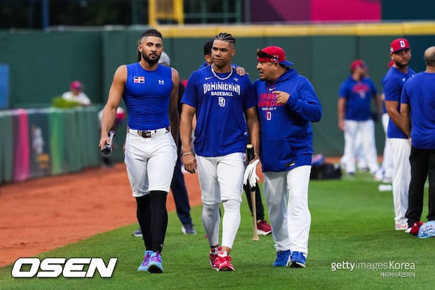 Butch Smith Shuts Down Dominican Republic's Power Lineup