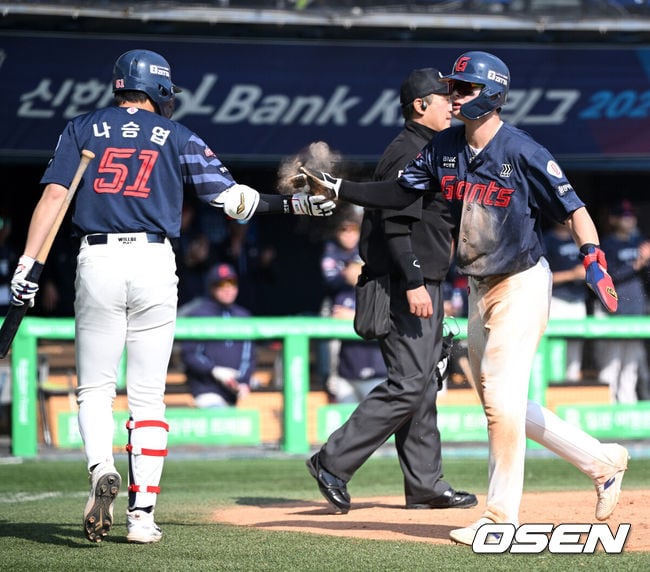 ‘이럴 수가’ 롯데 간판 듀오, 어쩌다 명장 눈밖에 났나…경기 도중 교체 수모→충격 혹평 “타격이 바닥, 나아지는 모습 없어”