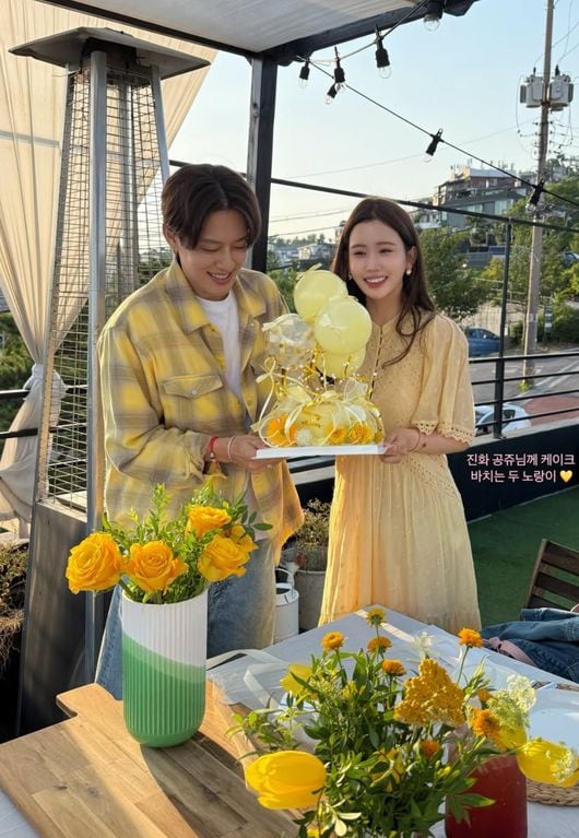 '42세 임신' 이다해, D라인 실종 너무 말랐네..드레스 입고 ♥세븐과 야외파티