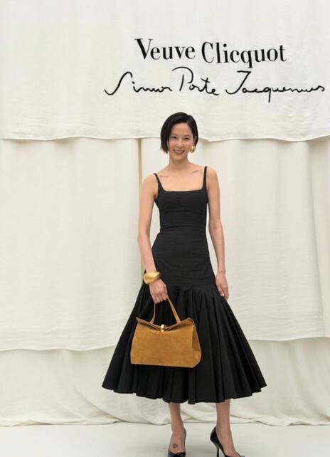 Kim Na-young Exudes Elegance in Sleek Black Dress at Jacquemus Event