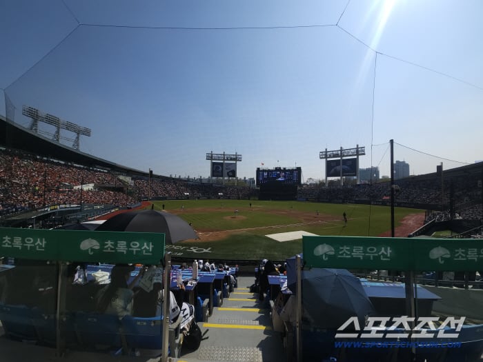 ‘아! 628명 부족’ 끊겼던 매진행진 다시 시작…’1위의 위엄’ LG, 시즌 6번째 안방 매진