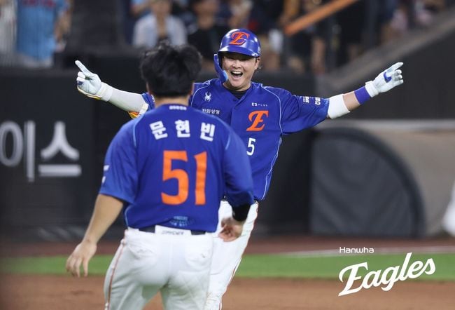 '0:2→1:2→3:2' 끝내기로 승률 5할을 짜릿하게 만들다니…김경문 감독 "선수들이 끝까지 집중한 덕분에"