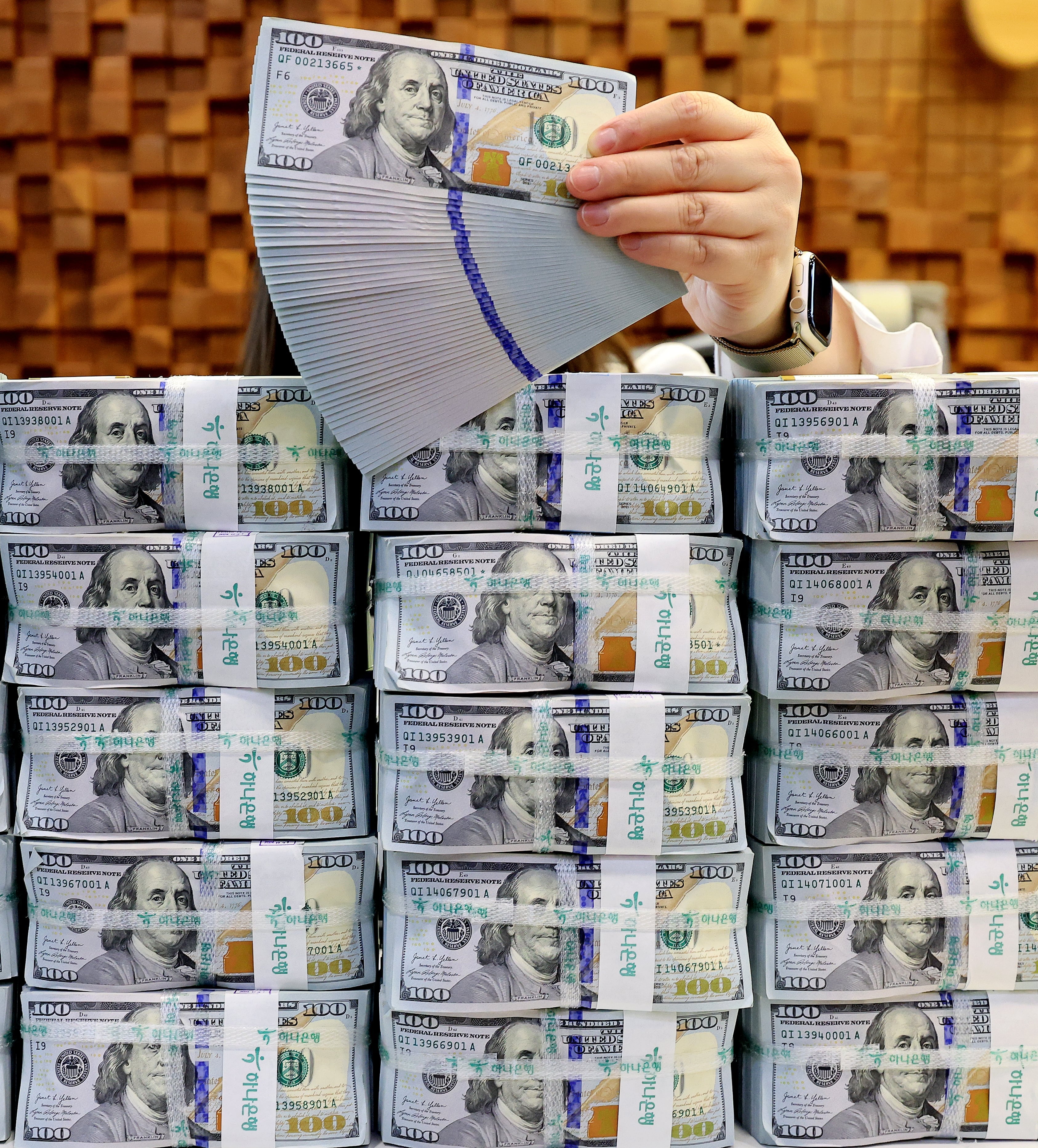 재경부 차관보 “하반기부터 환율 수급 환경 바뀔 것”