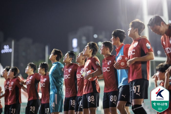 '치열한 2위+6위 싸움' 반환점 돈 K리그2, 진짜 승격 전쟁은 이제부터