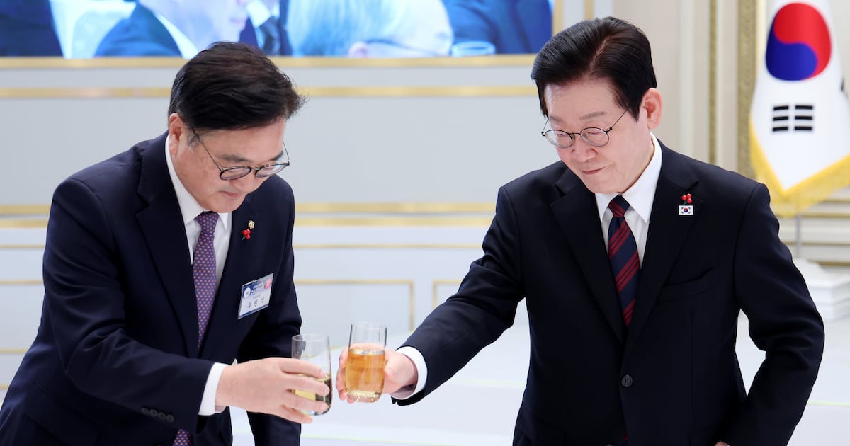 “푸틴식 대통령 임기 연장 꿈꾸나”…여권 개헌론을 둘러싼 음모론