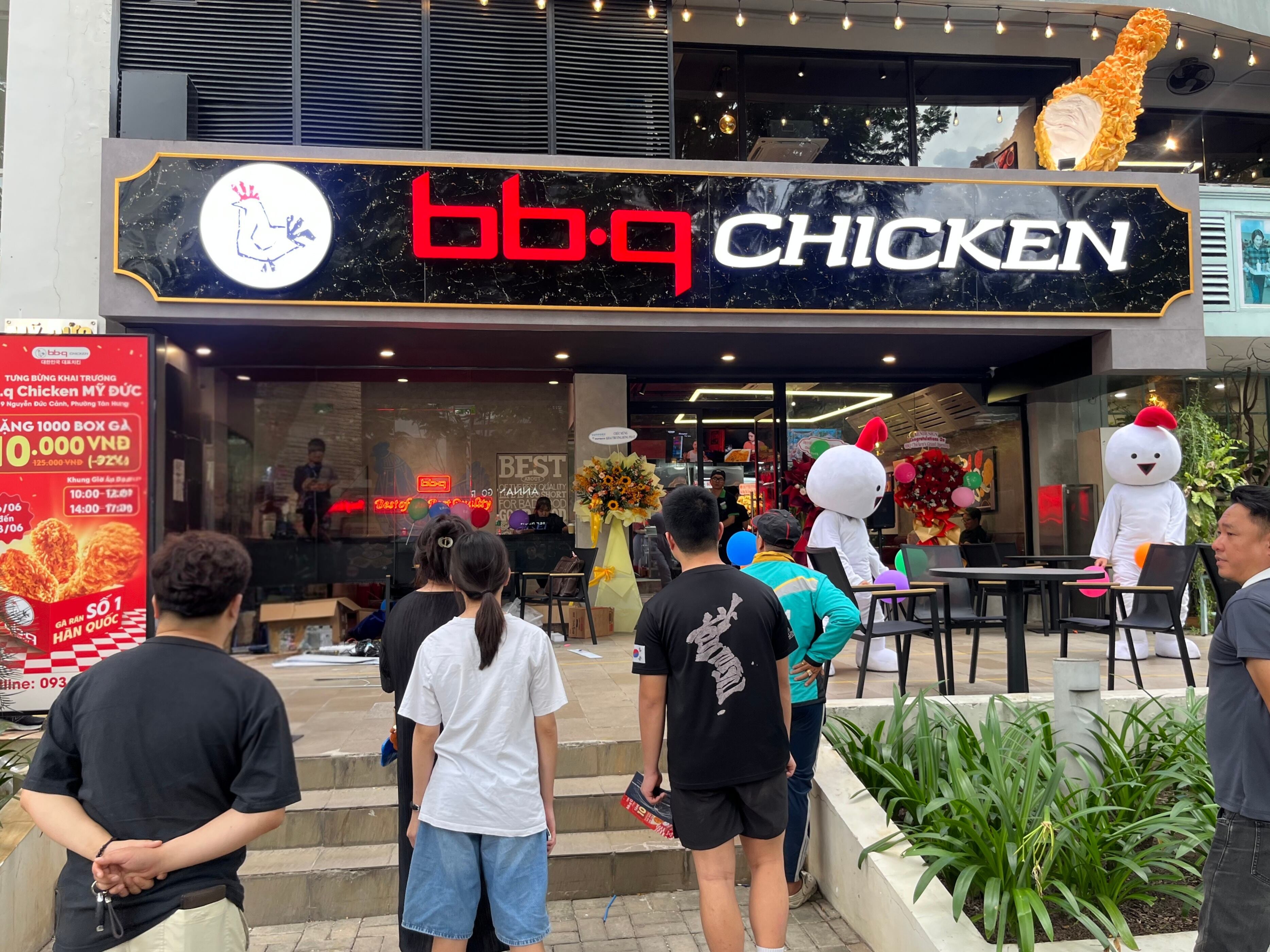 BBQ, 베트남 호찌민 2·3호점 출점…핵심 상권 공략 속도