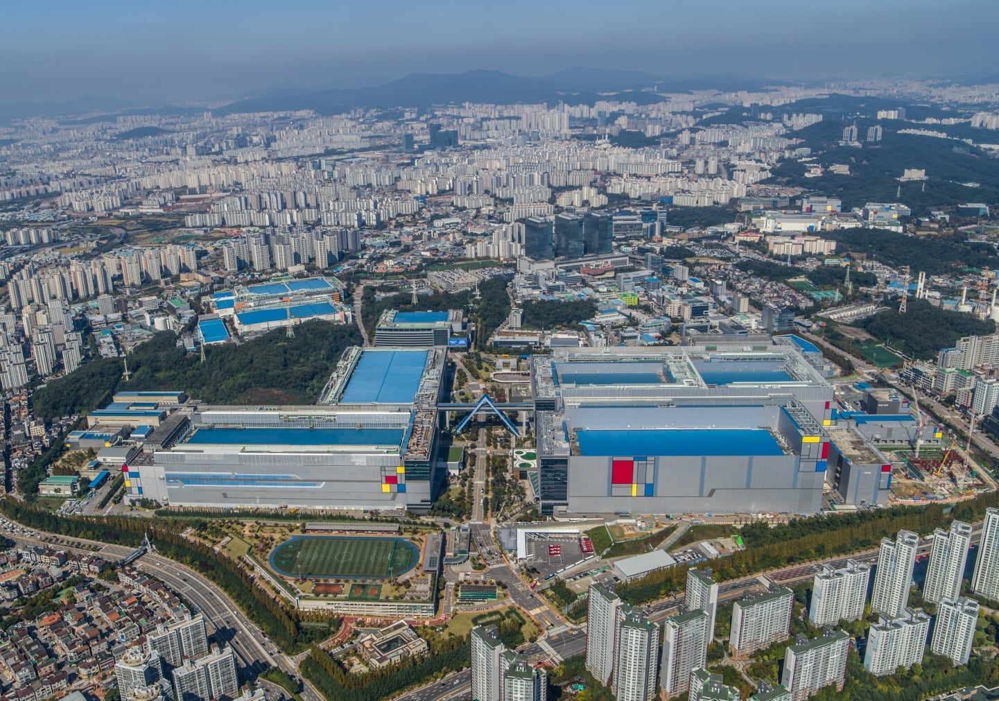 “AI 투자 부담 커진 빅테크…반도체 변동성 더 커질 것”