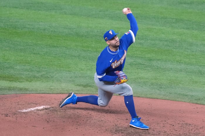 Venezuela's Enmanuel De Jesus delivers a pitch during the fourth inning of a World Baseball Classic quarterfinal game against Japan, Saturday, March 14, 2026, in Miami. (AP Photo/Marta Lavandier)<저작권자(c) 연합뉴스, 무단 전재-재배포, AI 학습 및 활용 금지>