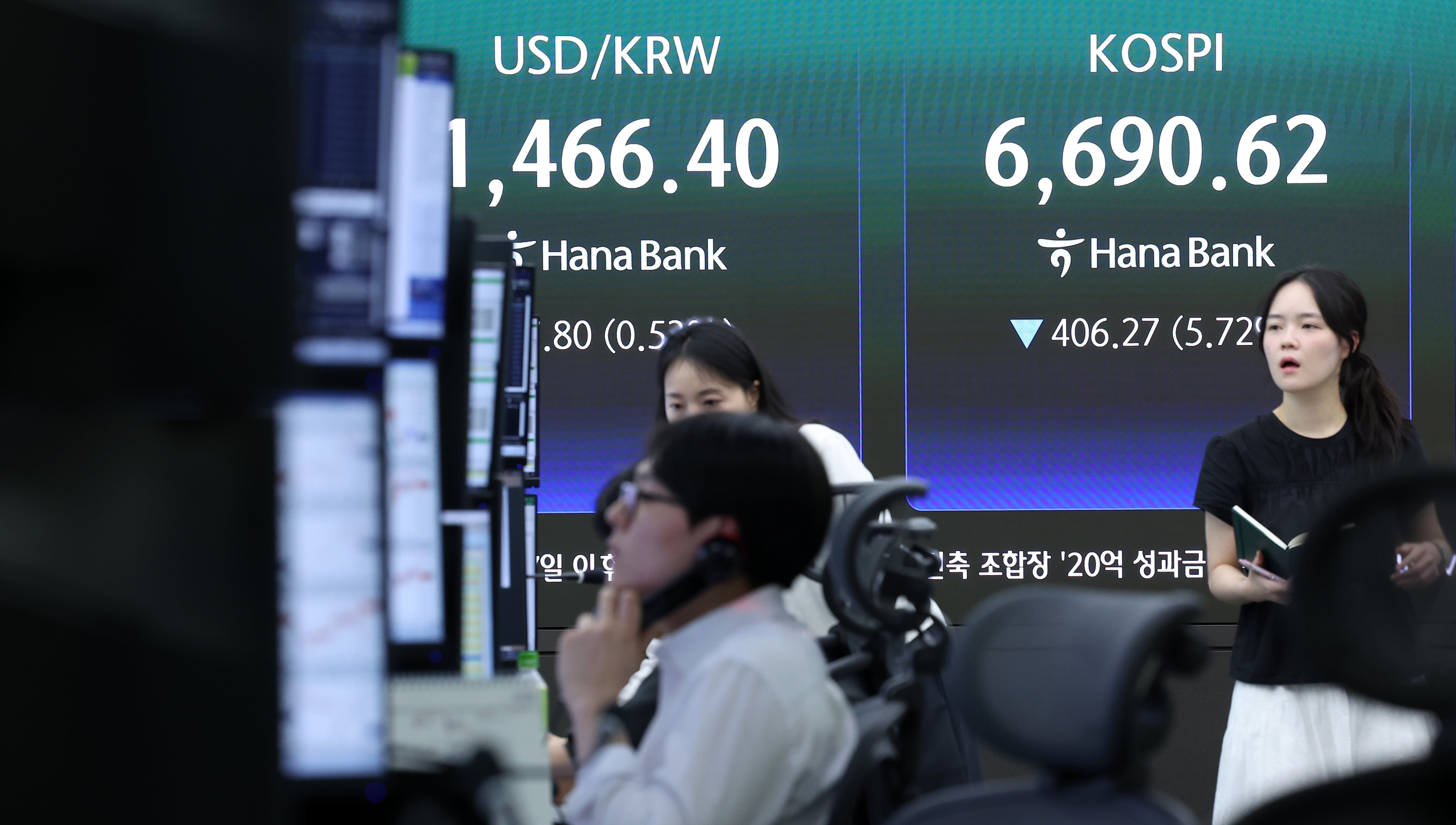 개미들, 코스피 110조 살 때 ETF도 70조 순매수했다