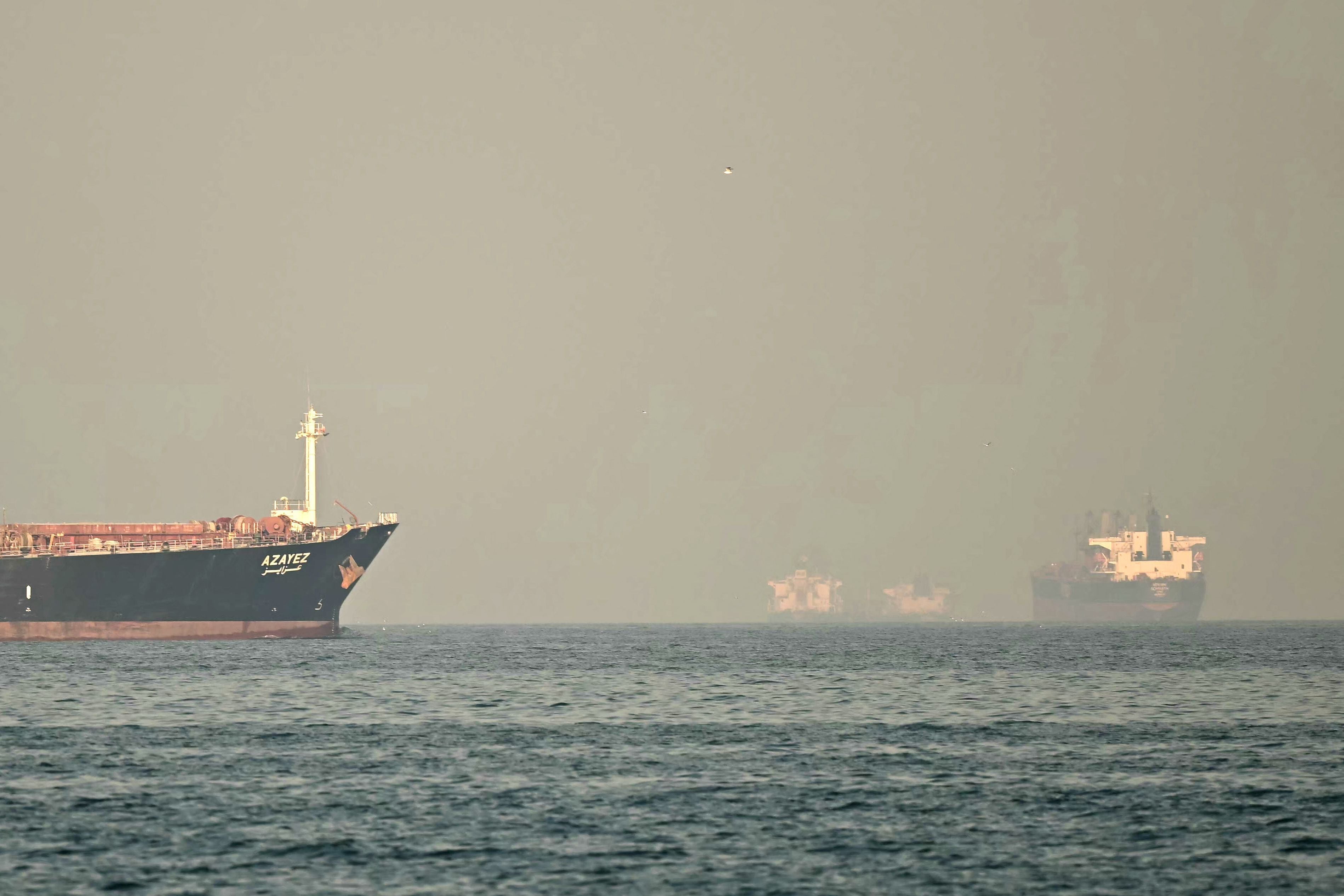 이란 “美, 호르무즈 징수권 수용” 주장…美와 해석 차