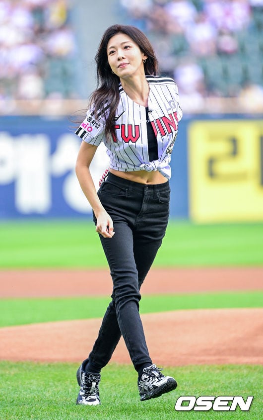 '국내 배우 최초' 하지원, MLB 성지 펜웨이 파크 선다…K컬처 문화 교류 확대 계기 기대