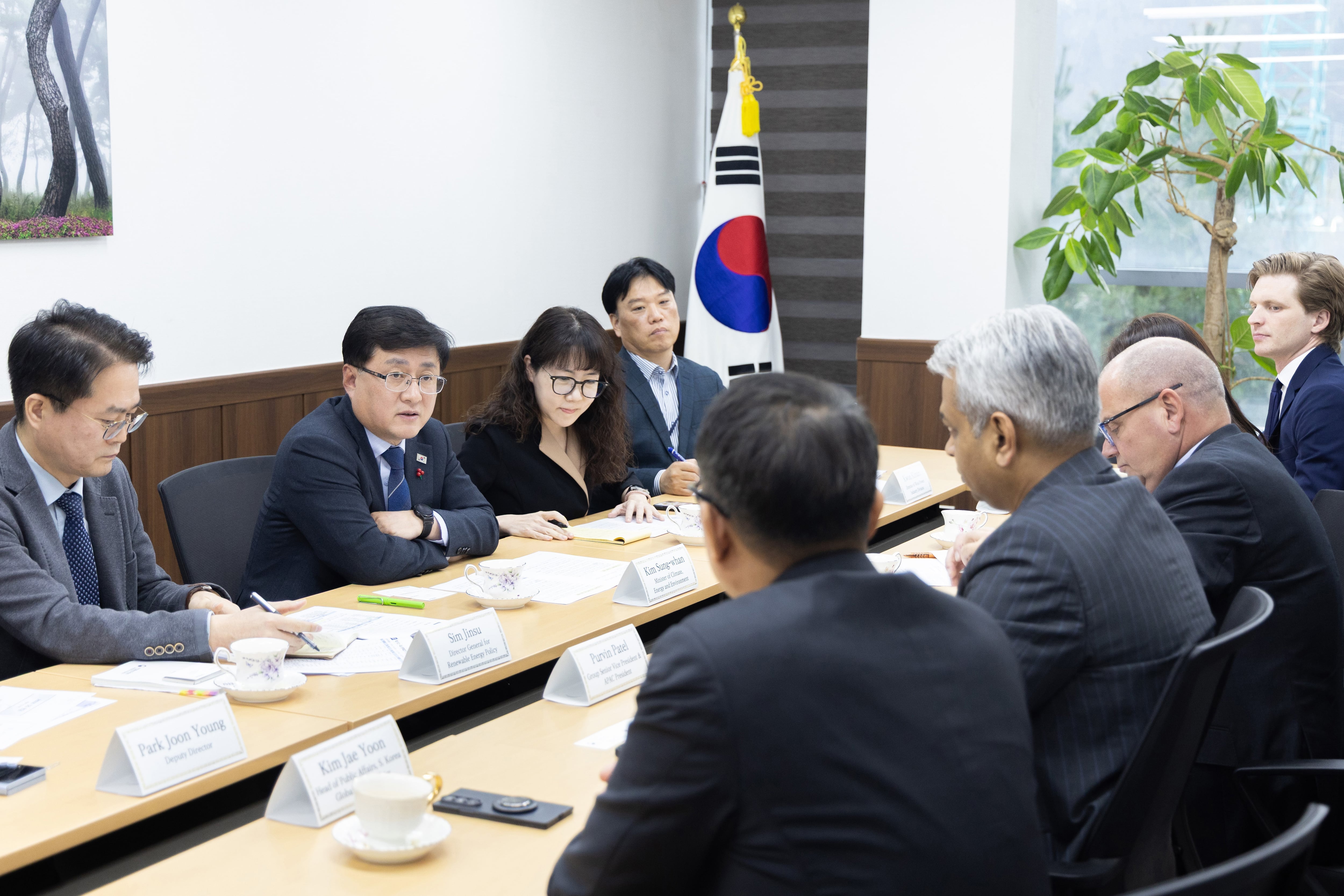 ‘해상풍력 터빈 1위’ 베스타스, 약속했던 목포 공장 왜 안 짓나 했더니… “수주 부진에 보류”